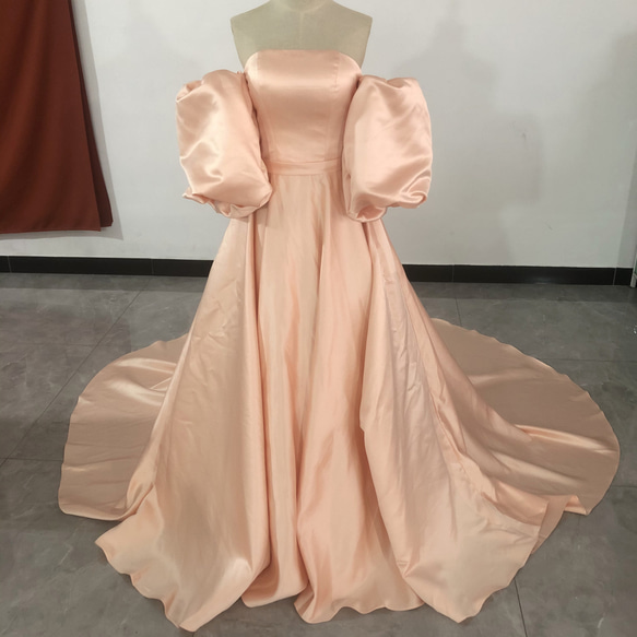 大好評中！カラードレス 編み上げ 華やかなトレーン プリンセスライン  