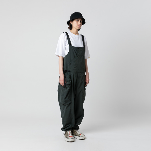 TMCAZ Multi-Pocket Overall [墨綠色]多口袋連身褲吊帶褲 山系城市輕機能風 第4張的照片