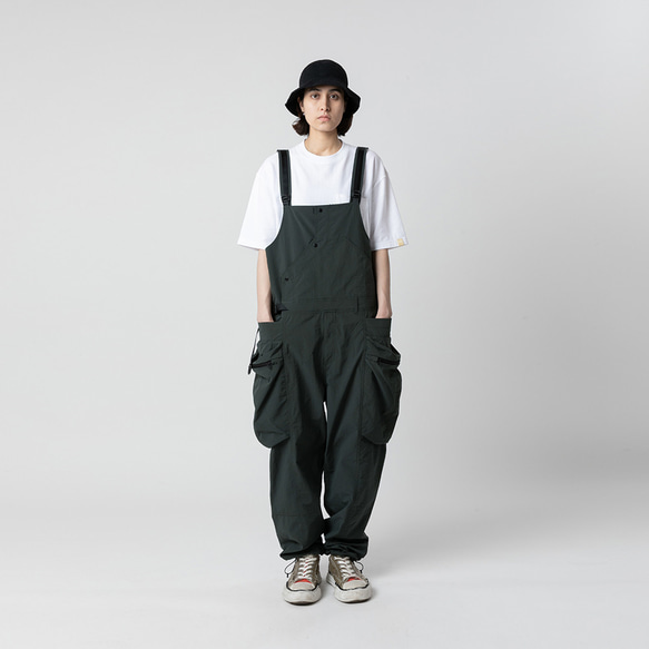 TMCAZ Multi-Pocket Overall [墨綠色]多口袋連身褲吊帶褲 山系城市輕機能風 第1張的照片