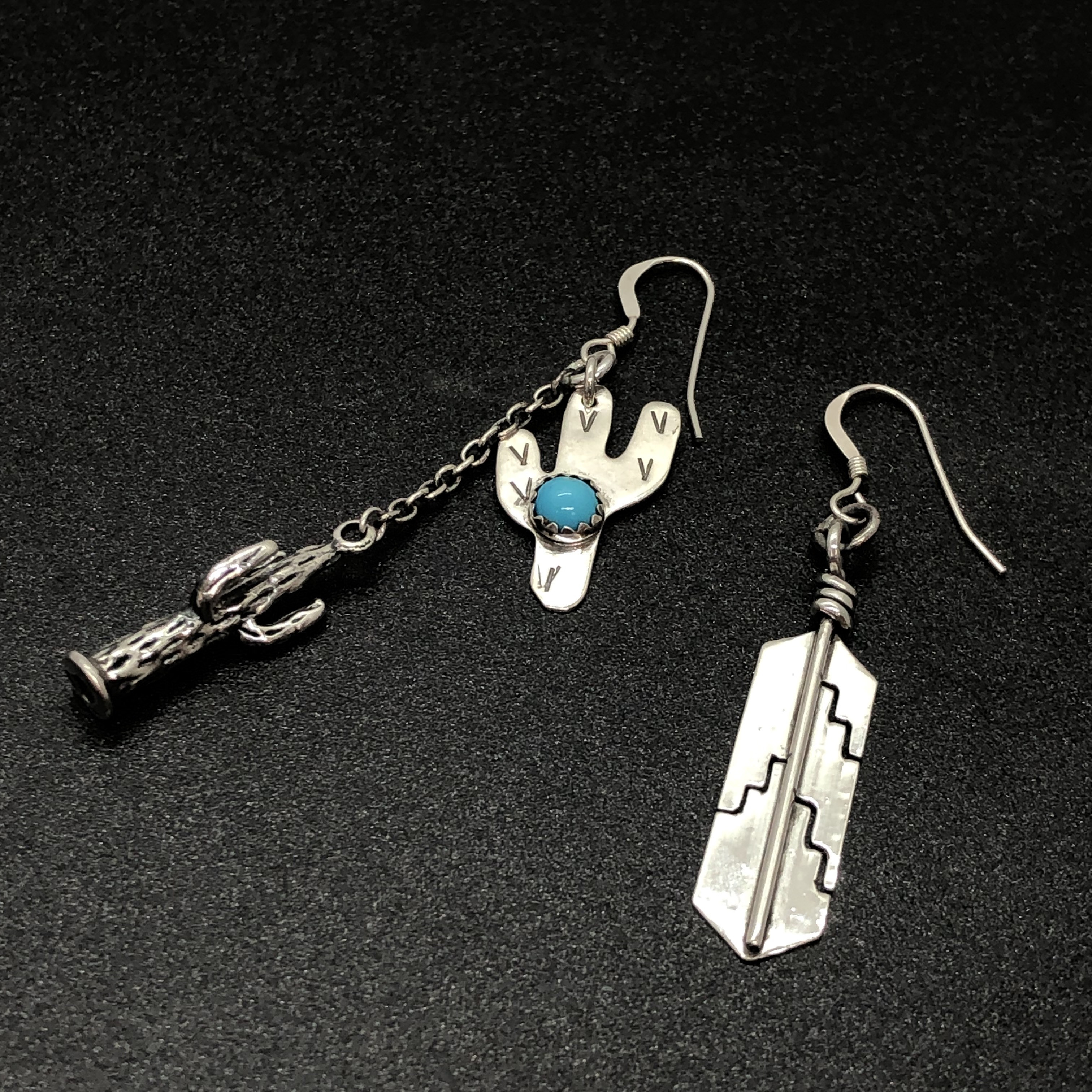 CP-10 カクタス & フェザー シルバーピアス ターコイズ入り アシンメトリーピアス カスタム