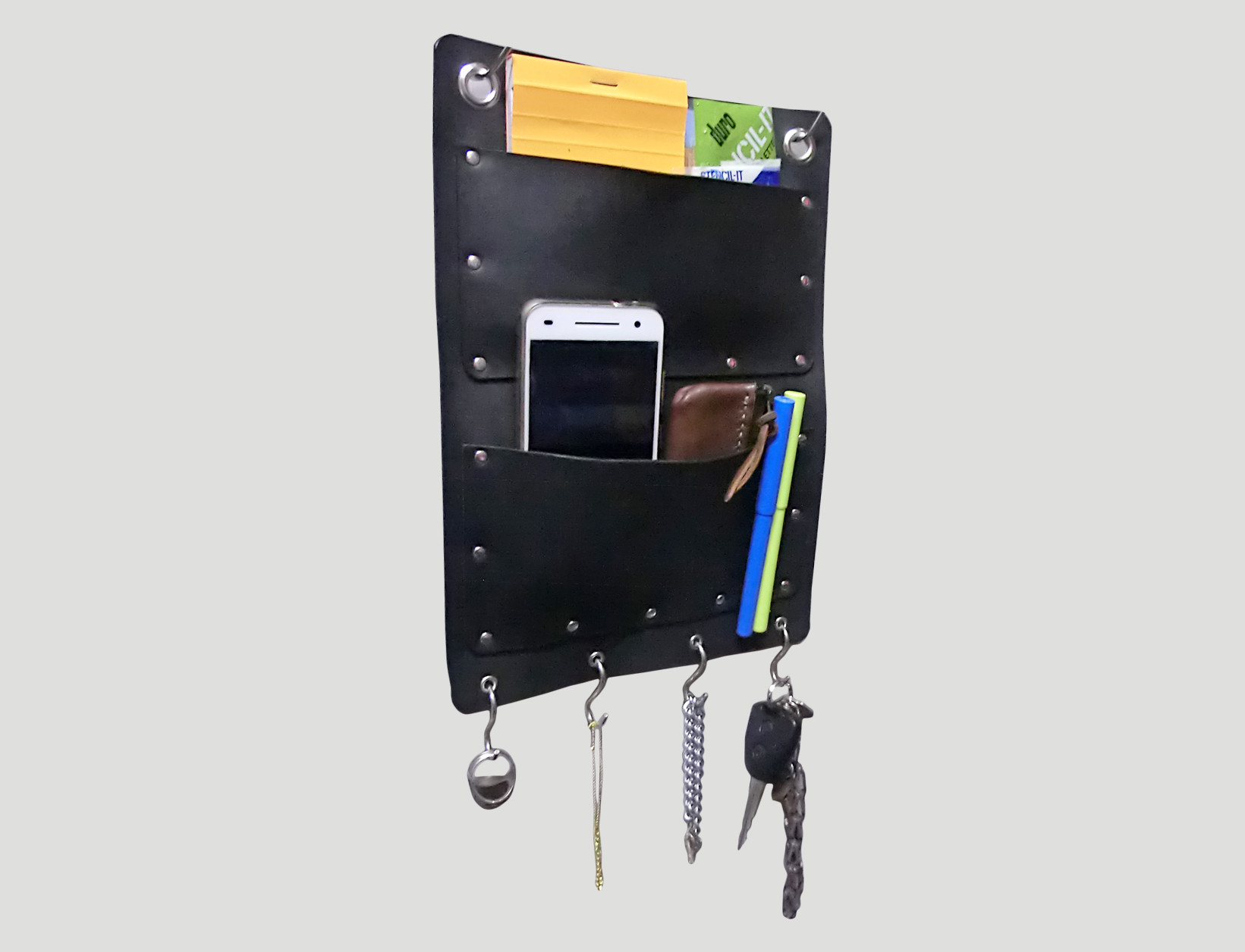 イタリアンレザー　壁掛け　Mサイズ　（ウォールポケット）