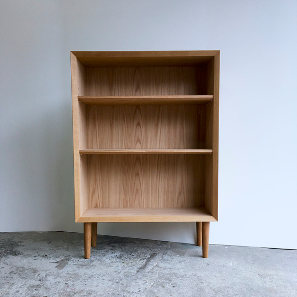本棚　ブックシェルフ　オーク　シンプルなデザイン　W70cm 1枚目の画像