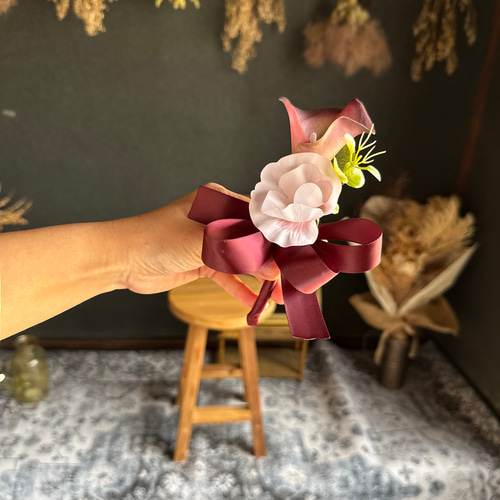 くすみピンク×ワインレッドクラッチブーケ☆ブートニア その他オーダー