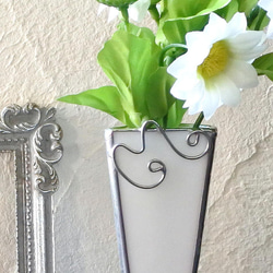一輪挿し 花器 花瓶 ステンドグラス 置物 2枚目の画像