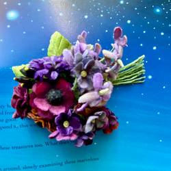 布花Corsage bouquet moderne violet inS 3枚目の画像