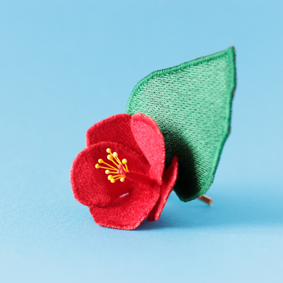 赤い立体刺繍ハイビスカスのポニーフック ポニーフック
