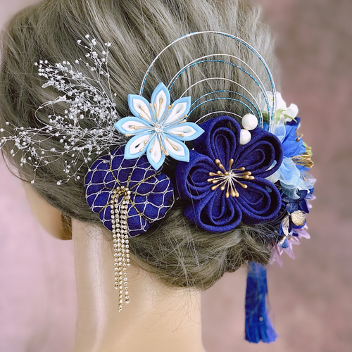 髪飾り・ヘッドドレス・結婚式 成人式 卒業式 つまみ細工 造花 青 紫 