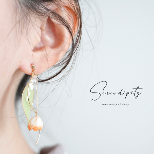 オシドリ チューリップ イヤリング - オレンジ レッド ピアス