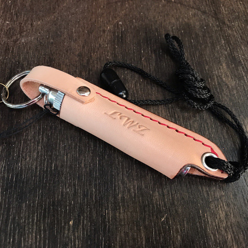 受注製作 セーフティーホイッスル（緊急呼子笛＆IDカード）＆レザー