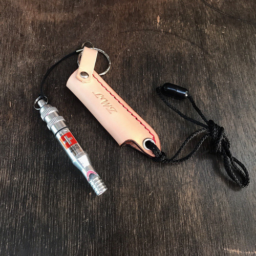 受注製作 セーフティーホイッスル（緊急呼子笛＆IDカード）＆レザー