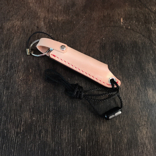 受注製作 セーフティーホイッスル（緊急呼子笛＆IDカード）＆レザー