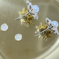 【handmade】pearl rhinestone flower pierce（silver） ホワイト 白 ストリー 4枚目の画像