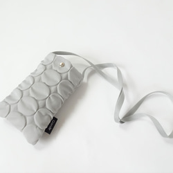 【共4色】Puchi Puchi Dot Smartphone Pochette &lt;淺灰色&gt; &lt;黑色&gt; 第4張的照片