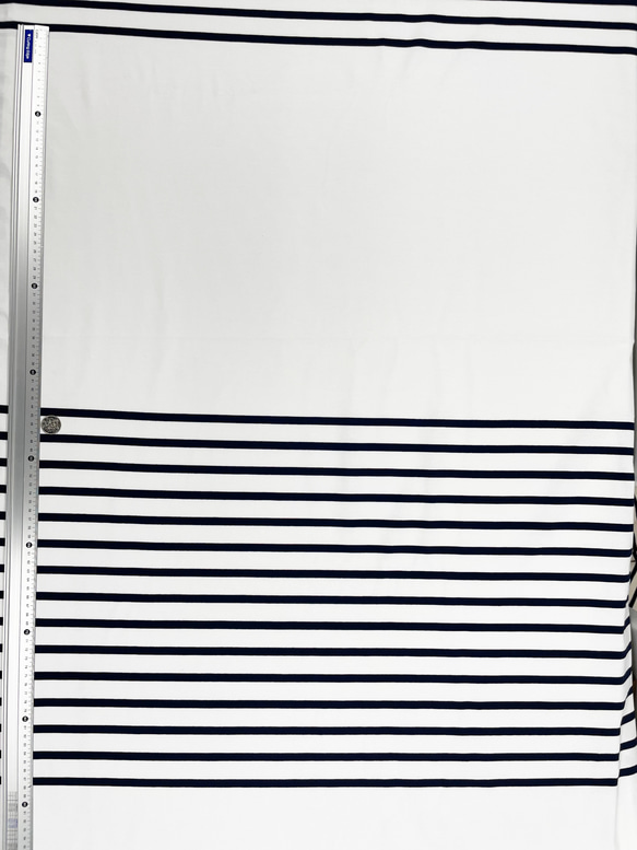 生地　パネル販売　カットソー　綿100％ 先染め　ボーダー　天竺ニット ホワイト×ネイビー（F111）バスクTシャツ 3枚目の画像