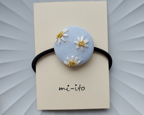 刺繍ヘアゴム no. 879 くるみボタン 《送料無料》 ヘアゴム mi