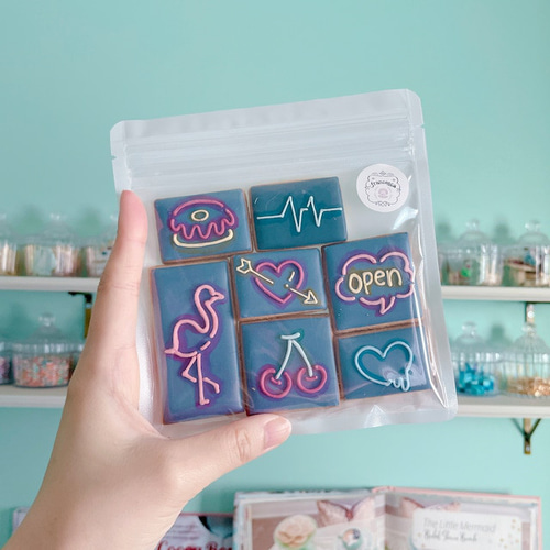 ネオンサインのアイシングクッキーセット【2022 80's RETRO】 クッキー