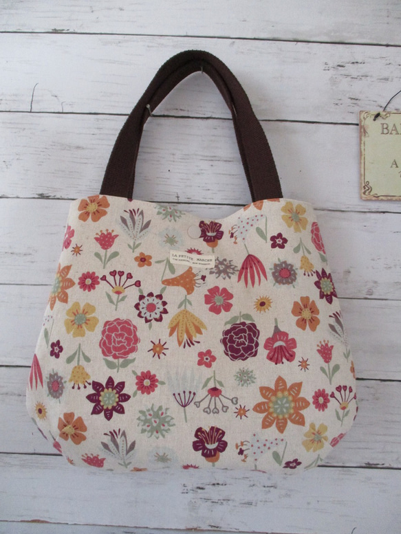 ダーツトートバック FUWARI・染布シリーズ フラワーガーデン 生成り