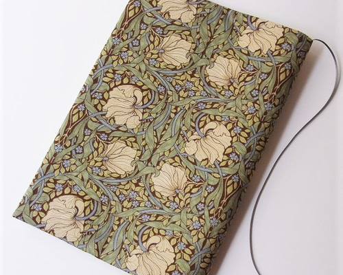 ペットボトルカバー　ウィリアムモリスウィローボウ/セージ　ハンドメイド ペットボトルカバー ウィリアムモリスウィローボウ/セージ