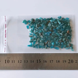 絆を強める石✨マダガスカル産 小粒 ブルーアパタイト さざれ石20g 4枚目の画像