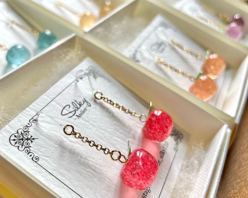 林檎 りんご リンゴ ピアス イヤリング ディップアート レジン