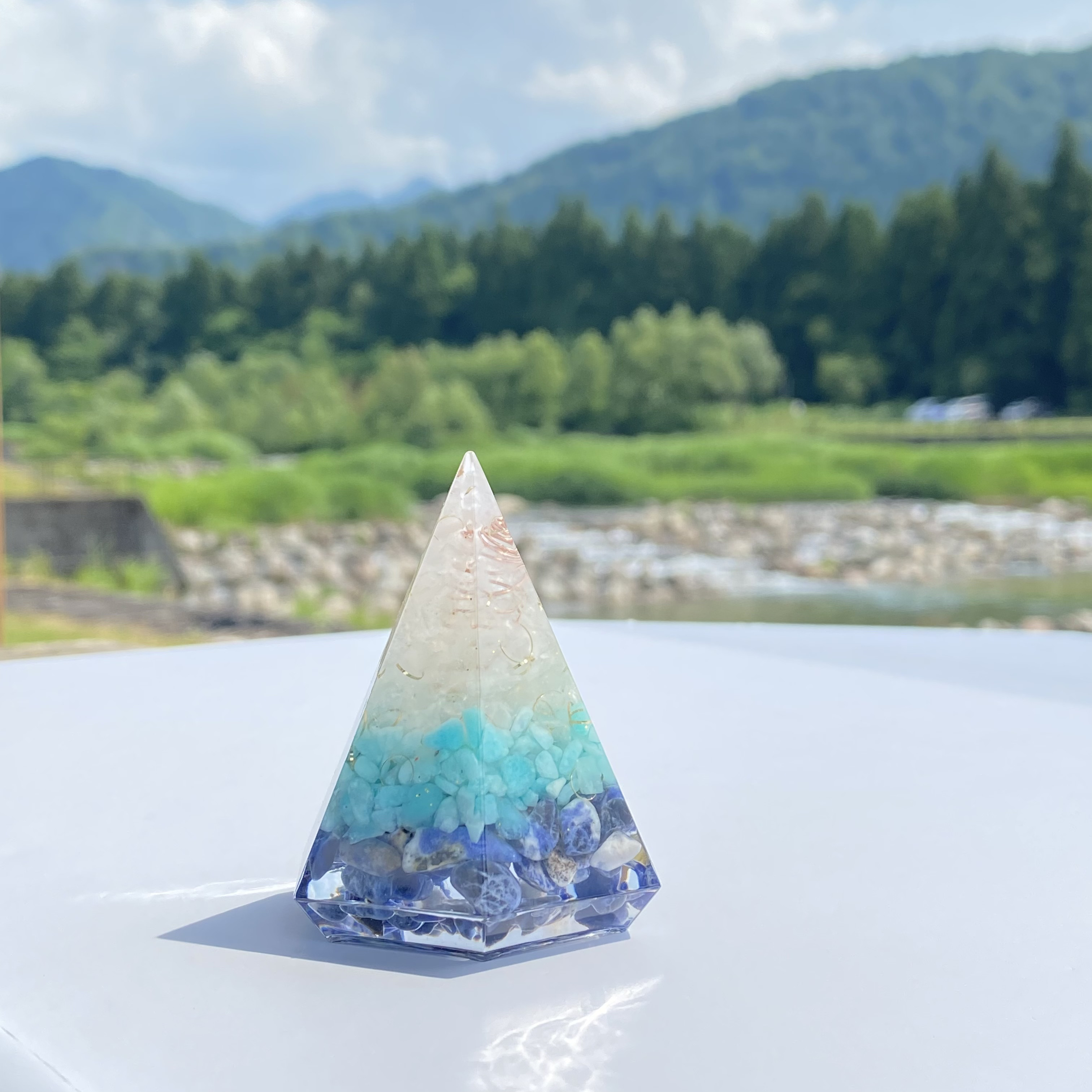 氷山みたいなお城と雪の女王のオルゴナイトセット☆ ナイトクルーザーで行く樹氷幻想回廊ツアー｜蔵王ロープウェイ