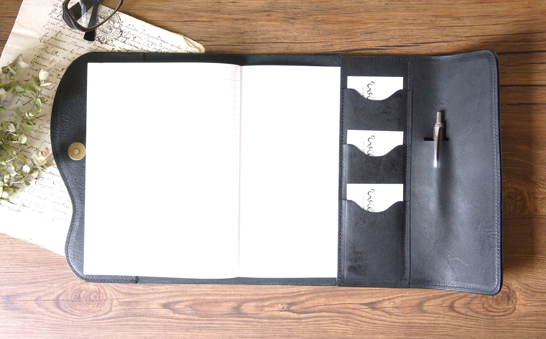 【カラーが選べる手帳カバー】A5サイズ◆オイルダコタ革◆黒◆波型◆三つ折り◆名入れ刻印◆ラッピング・送料無料