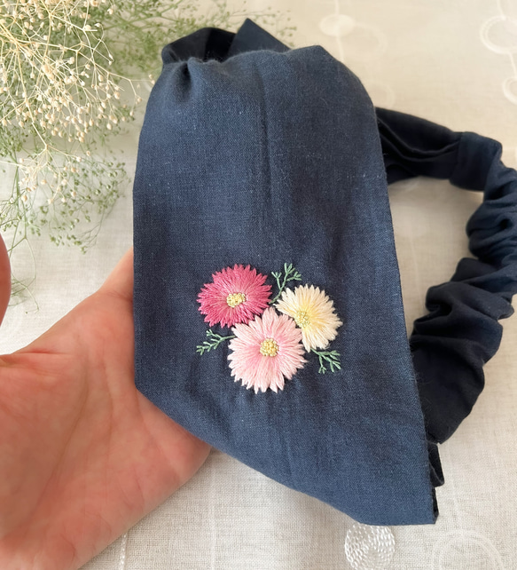 秋に咲く桜＊コスモスの刺繍ヘアターバン・ヘアバンド(ピンク・華やか刺繡)/ハーフリネン 6枚目の画像