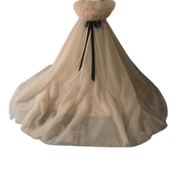 ウェディングドレス パール ベアトップ 編み上げ 可愛い シャンパン色 披露宴 花嫁 ラッフルフリル 3枚目の画像