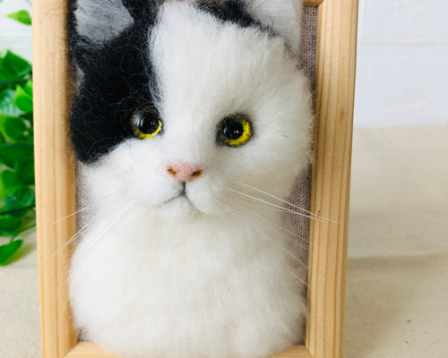 羊毛フェルト 猫 白グレーハチワレ 羊毛フェルト masapan 通販