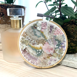 ビーズ装飾 花柄 アート作品 フレーム入り tf2487.jpg