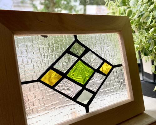 ステンドグラス　手作り　パネル　101 Amazon.co.jp: ステンドグラス パネル 631 : ホーム＆キッチン