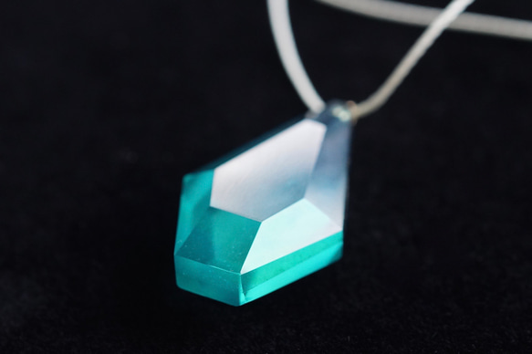 △▶▽ウミノガラス SEAGLASS PENDANT -O- 7枚目の画像