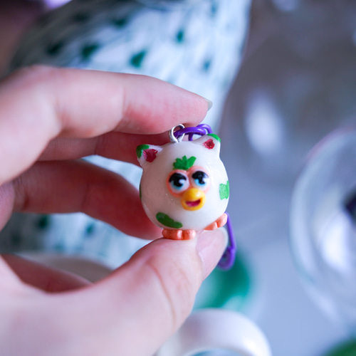 ハンドメイド ファービー キーホルダー アクリル 樹脂