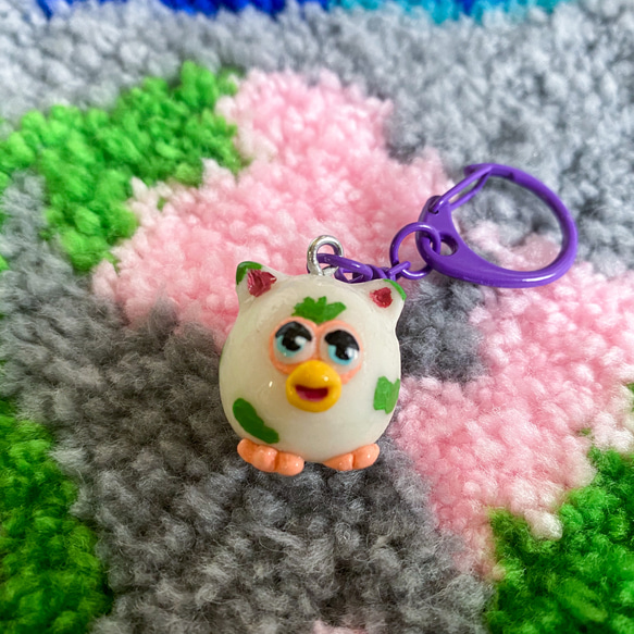 ハンドメイド ファービー キーホルダー アクリル 樹脂 キーリング furby 9枚目の画像