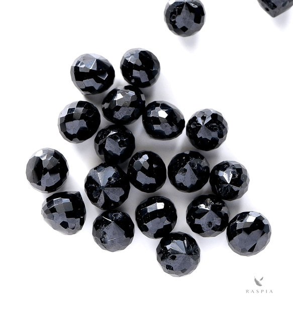 八月生日石墨黑色尖晶石（洋蔥形切割）K10耳環~ESPOIR~ 第6張的照片