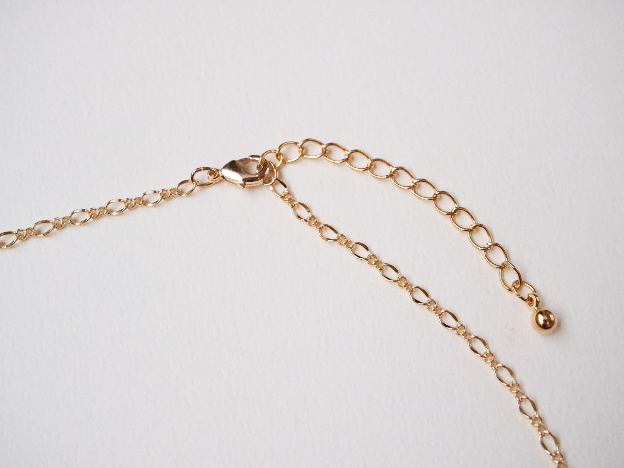 カメオのネックレス　小鳥たち（キャラメルミルクティー）＊チェコビーズ パール 茶 ブラウン ベージュ