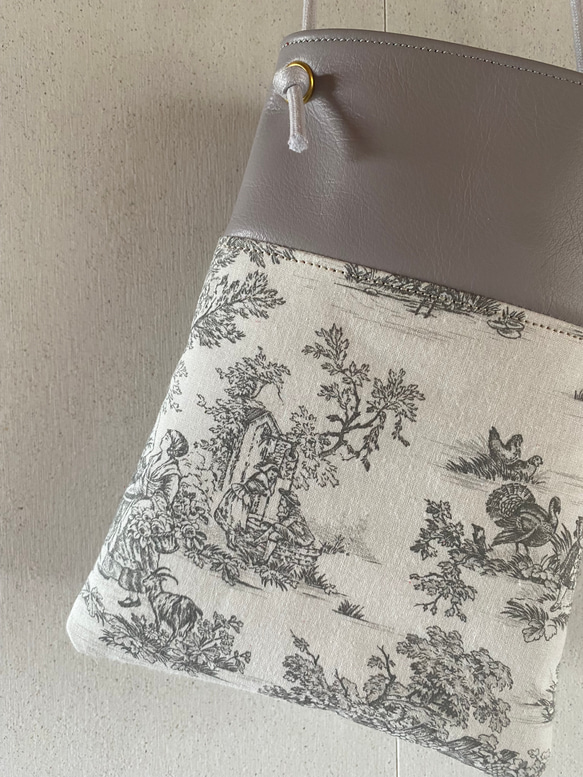 トワル・ド・ジュイ（Toile de jouy）スマホケース・ポシェット gray 3枚目の画像