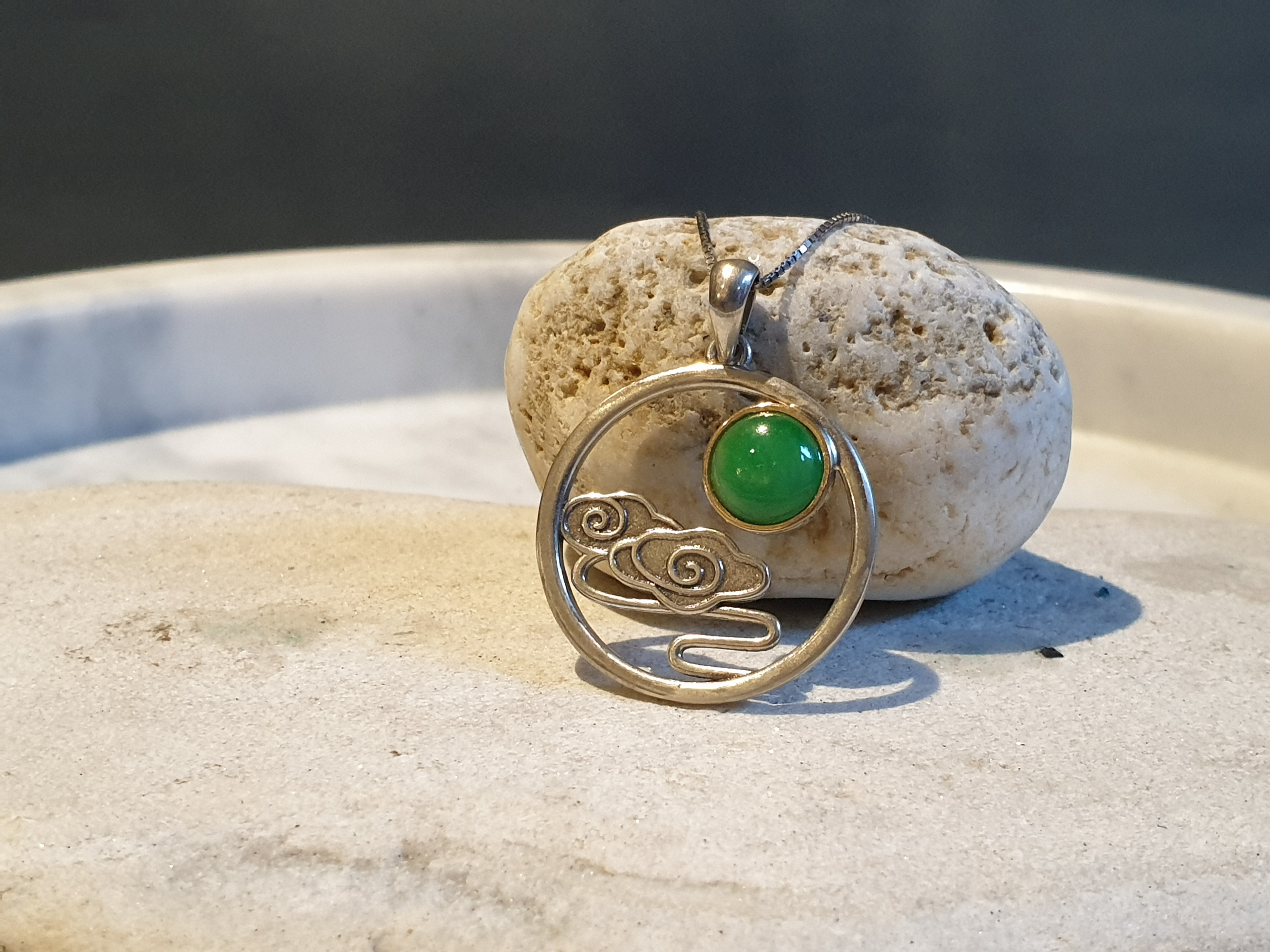 OˋreジュエリーデザイナータイプAビルマ翡翠/エメラルドネックレス925スターリングシルバー14Kゴールドセッティング