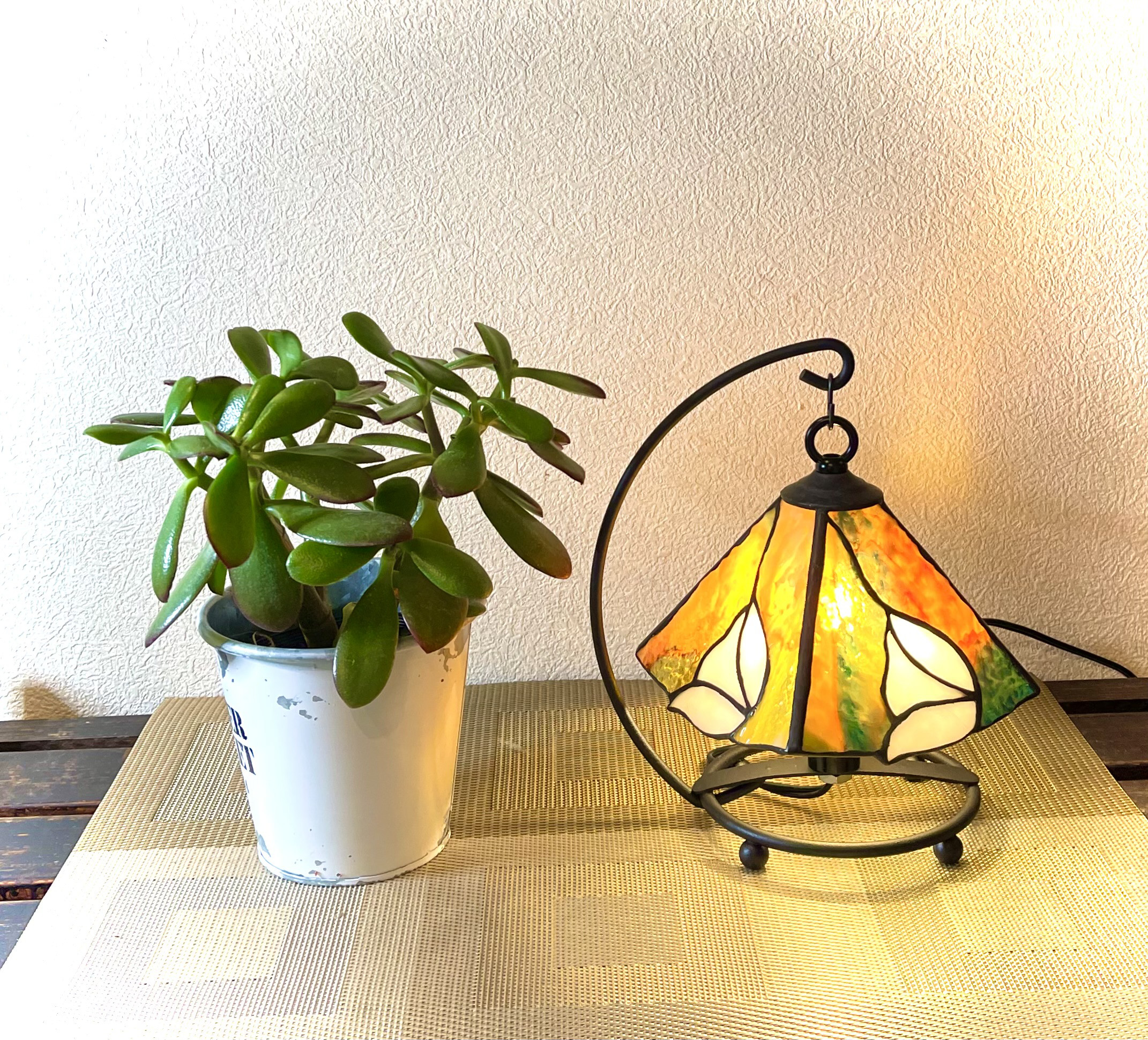 白い花のミニランプ　4面　吊り下げランプ