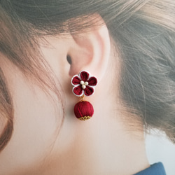 ゆらゆら揺れる紅葉【もみじ】 ピアス/イヤリング ピアス（フック