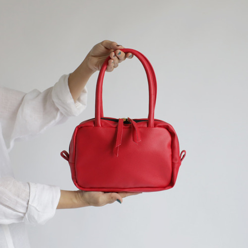 ラスト1 最終SALE 軽量ミニマルな鞄スクエア四角トート横長バッグ