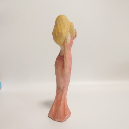 木彫刻 アート『 顔を隠す貴婦人 』 芸術 アート 女性 ハンドメイド 松