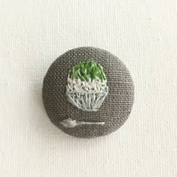 カキ氷_抹茶_刺繍ブローチ_麻 1枚目の画像