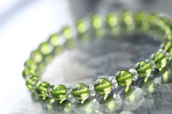 【琥珀/最強品質】希少グリーンアンバー＊約9.5mm＊　天然石ブレスレット ☆スーパープレミアムブレス☆天然琥珀・グリーンアンバー：6ミリ