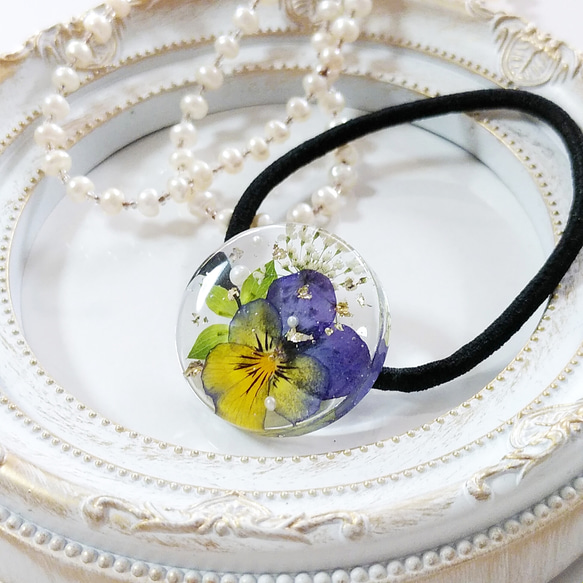 ビオラヘアゴム 花ヘアゴム レジン ヘアアクセサリー ボタニカル