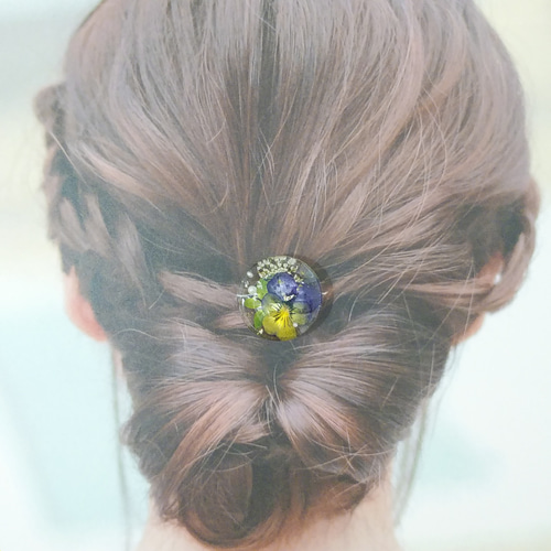 ボタニカルレジンヘアゴム感謝sale♡ ヘアゴム ビオラ 花ヘアゴム レジン ヘアアクセサリー