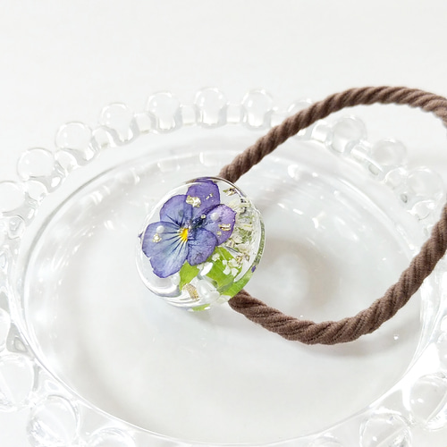 ヘアゴム ビオラ 花ヘアゴム レジン ヘアアクセサリー ボタニカル 紫色
