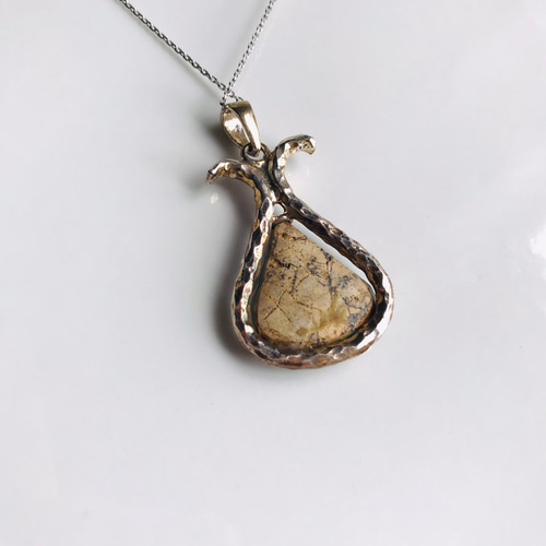 セール！天然ターコイズ ペンダントトップ たーこいずぐりーん しずく