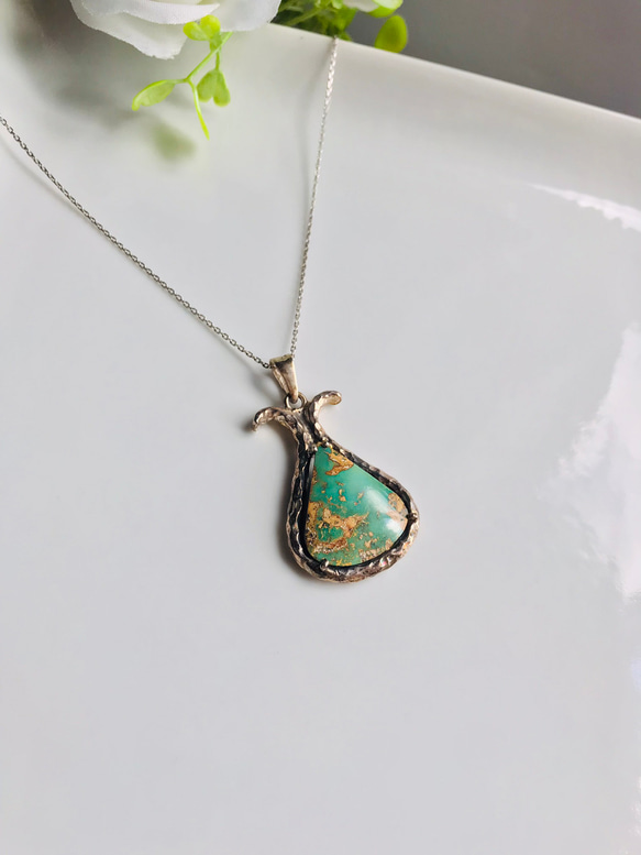 セール！天然ターコイズ ペンダントトップ たーこいずぐりーん しずく