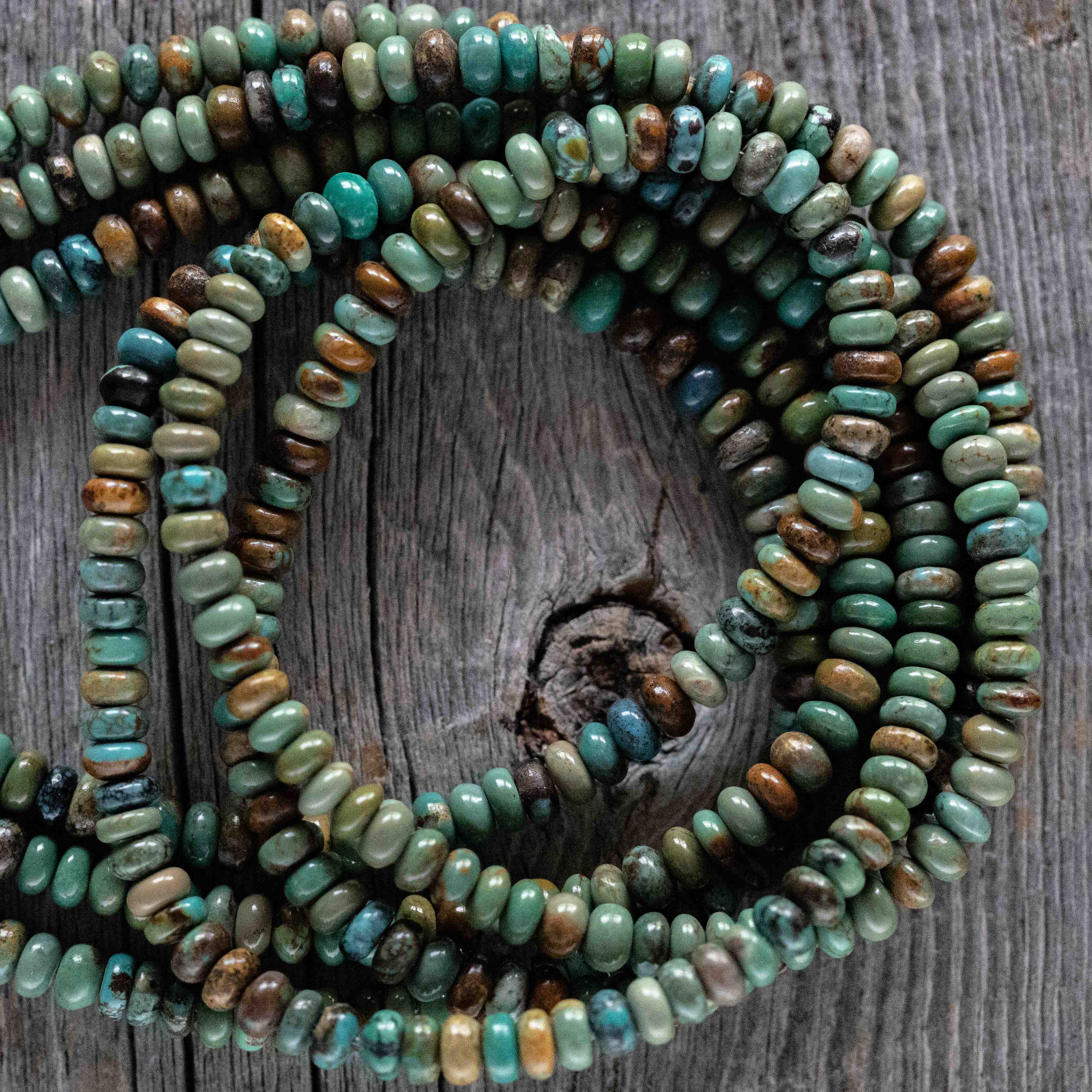 ＊Tibet turquoise Button type        Ω